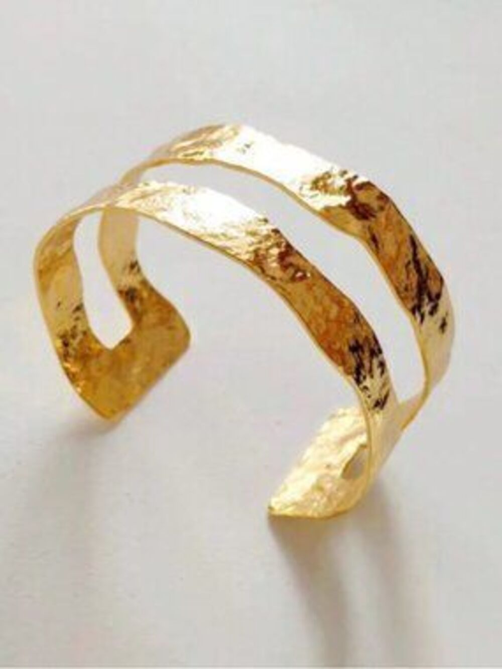 New! Hammered Gold Bangle Bracelet NWOT